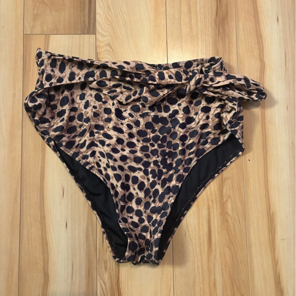 Pink Lily Leopard Print Bikini Bottom